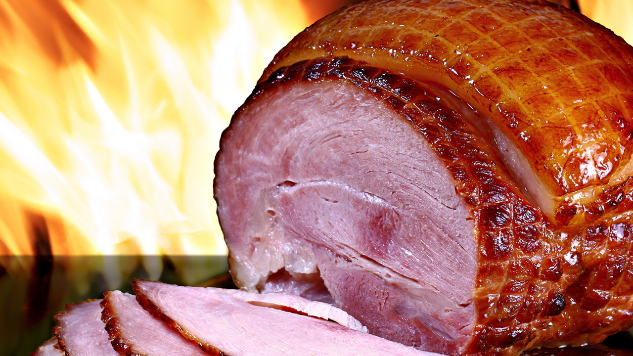 Сочный мясной рулет