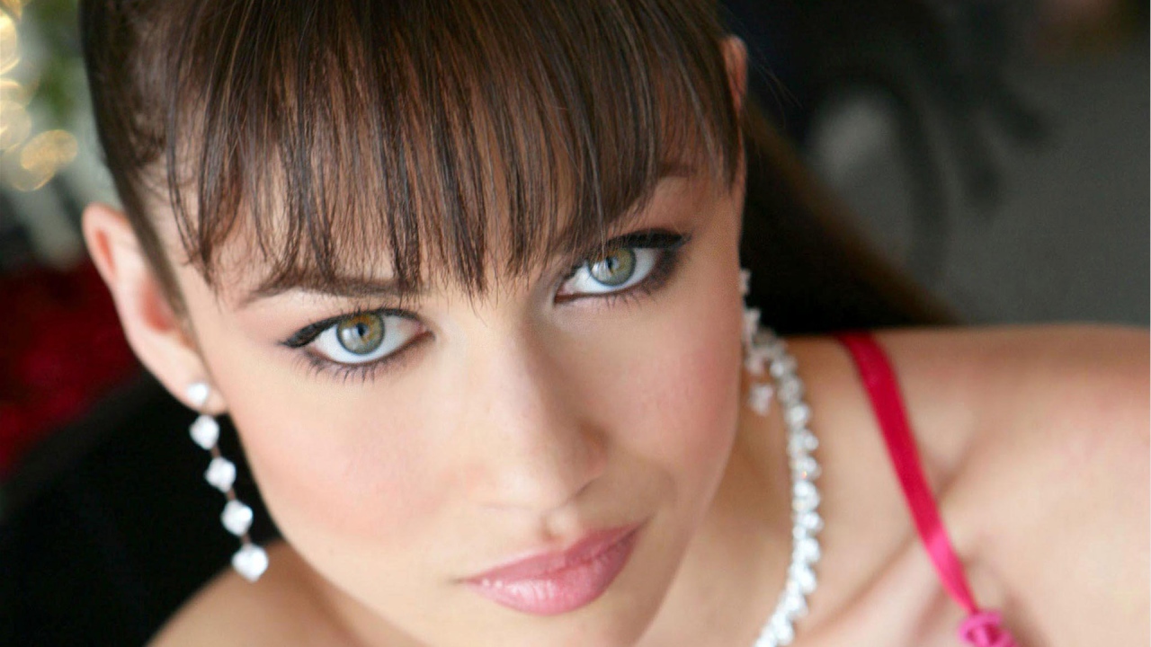 Ольга Куриленко