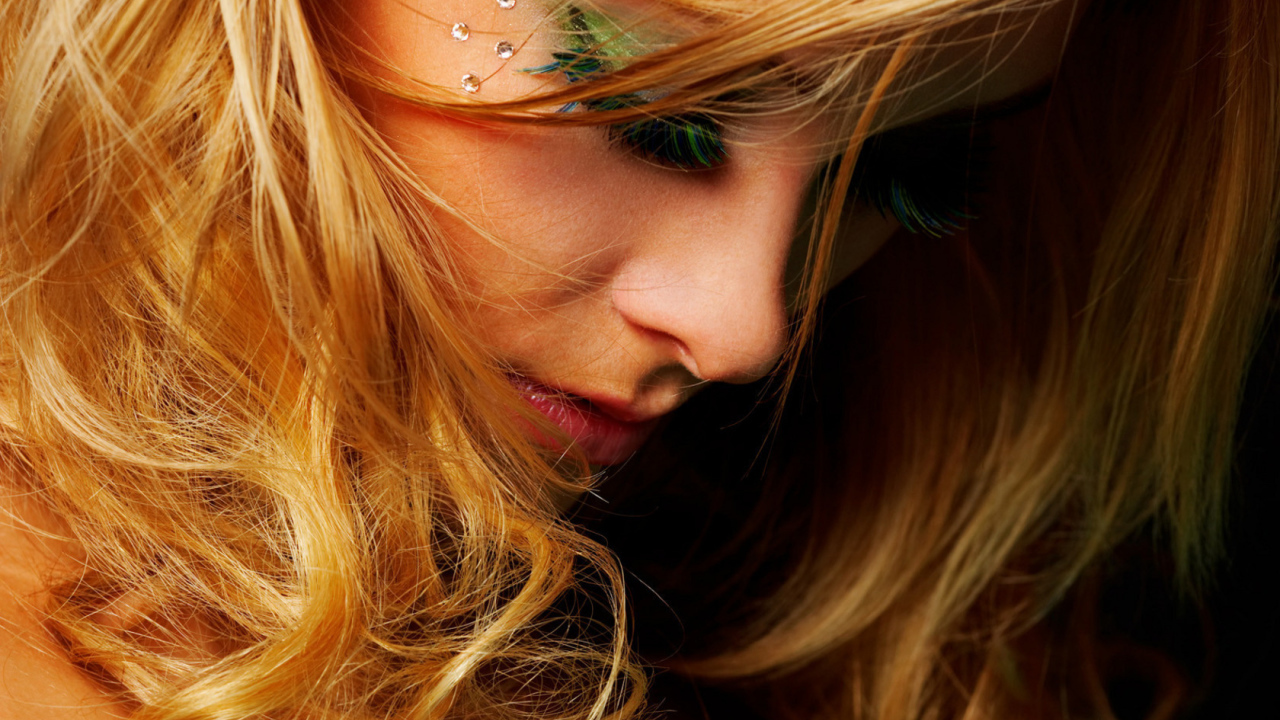 Рыжеволосая краса