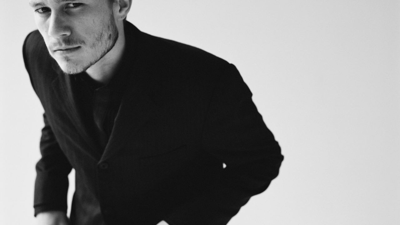 Хит Леджер в костюме