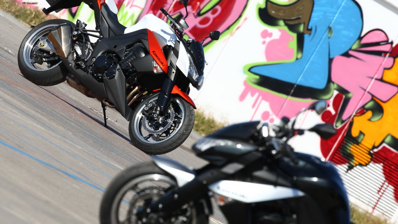 Кавасаки Z 1000 красота и грация