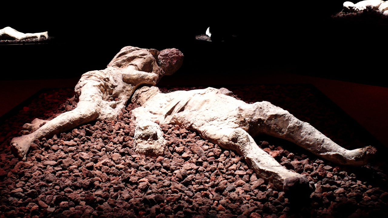 Раскопки у подножия вулкана Везувий, Помпеи