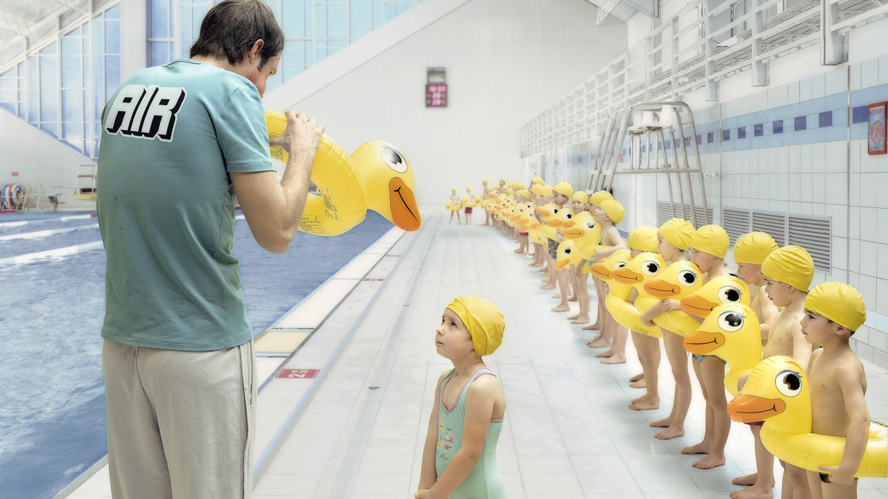 На уроке плавания