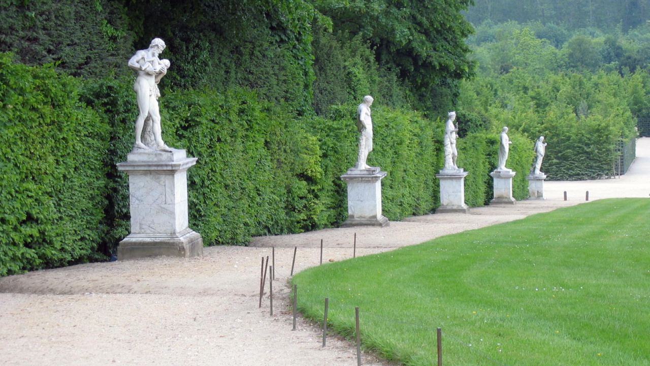 Скульптуры Версаль