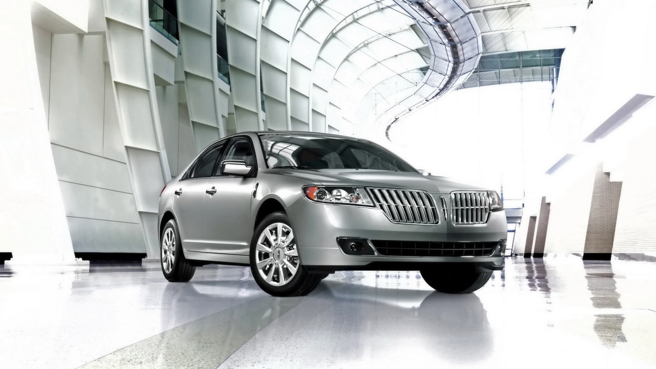 2011-Lincoln-MKZ