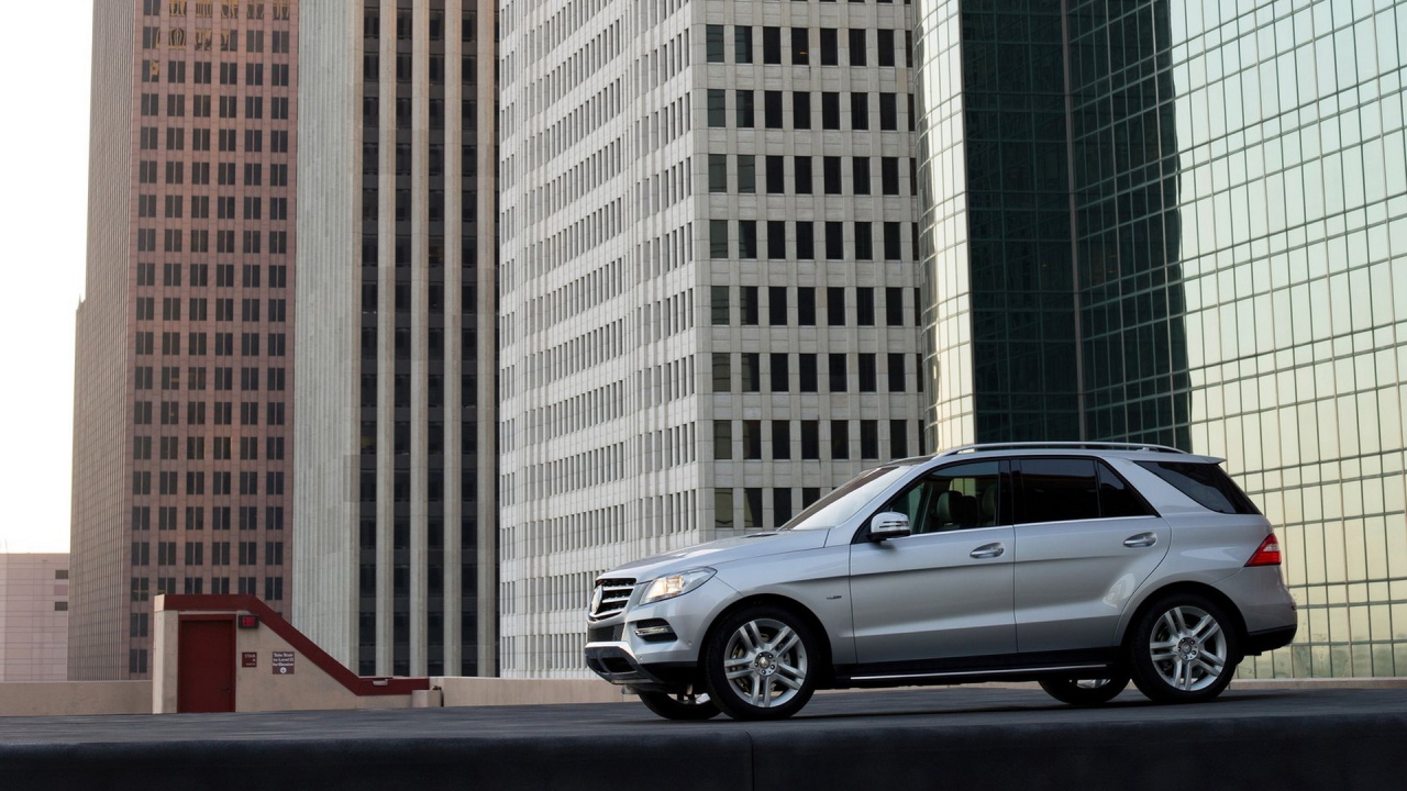 Mercedes-Benz-M-Class 2012