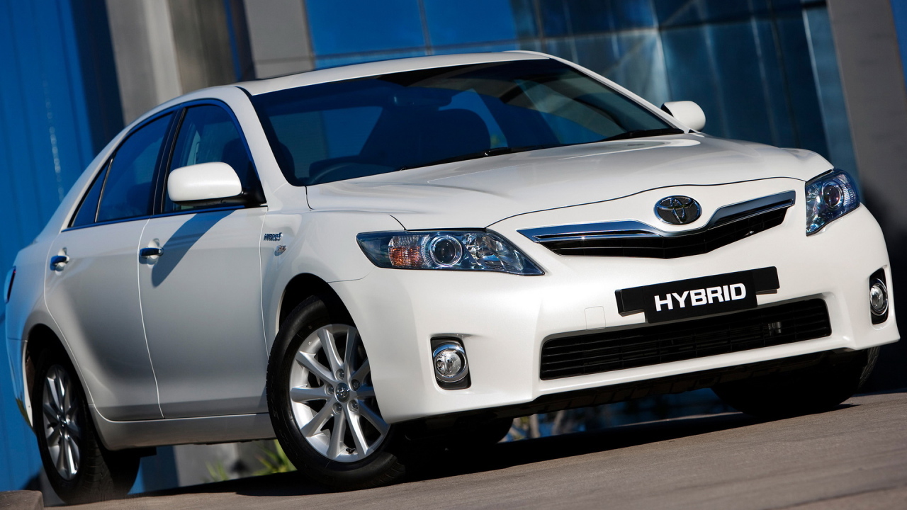 Toyota Camry Hybrid