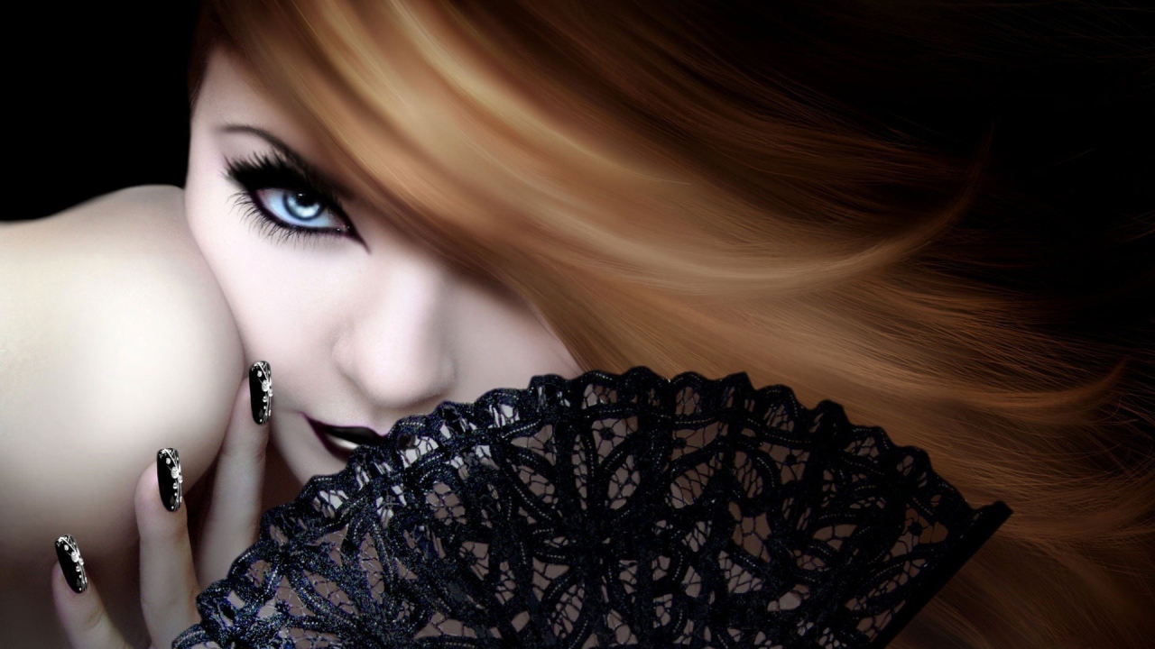 Девушка с веером