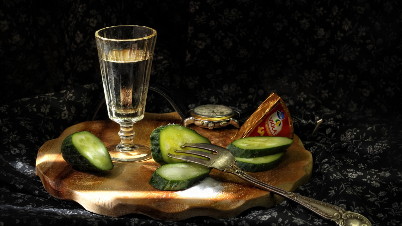 Водка и закуска