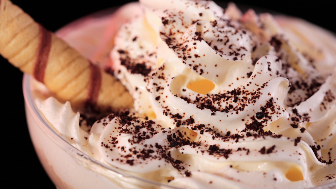 Мороженое с шоколадной крошкой