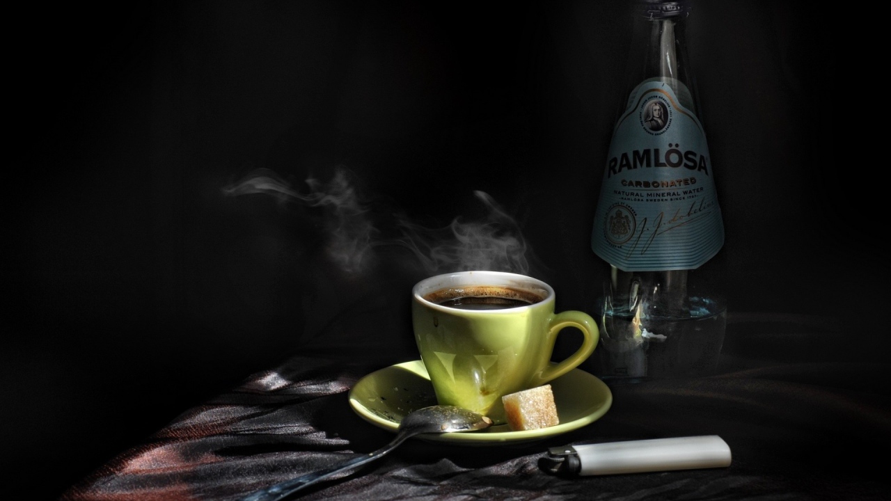 Кофе и минеральная вода