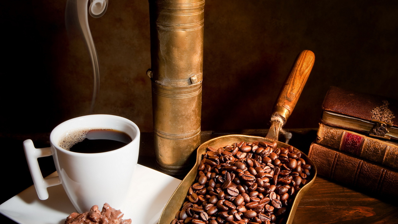 Кофейные зерна и кофе