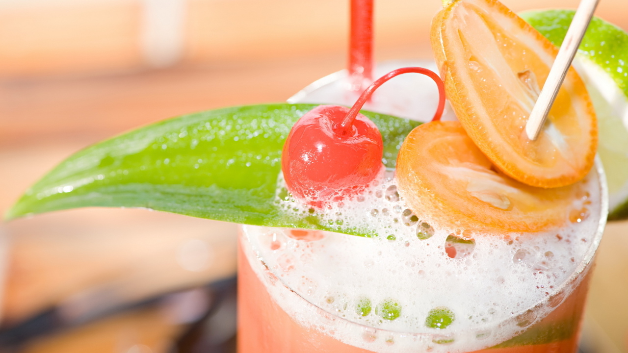 Фруктово-ягодный коктейль