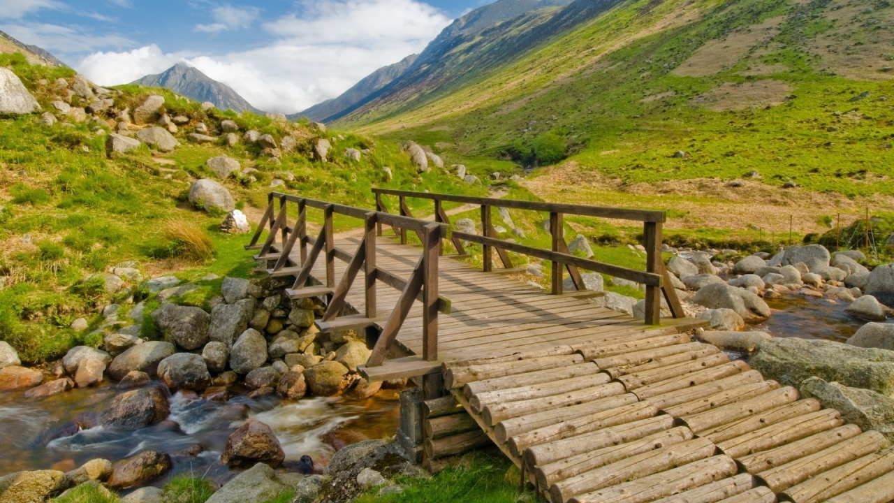 Мостик через ручей