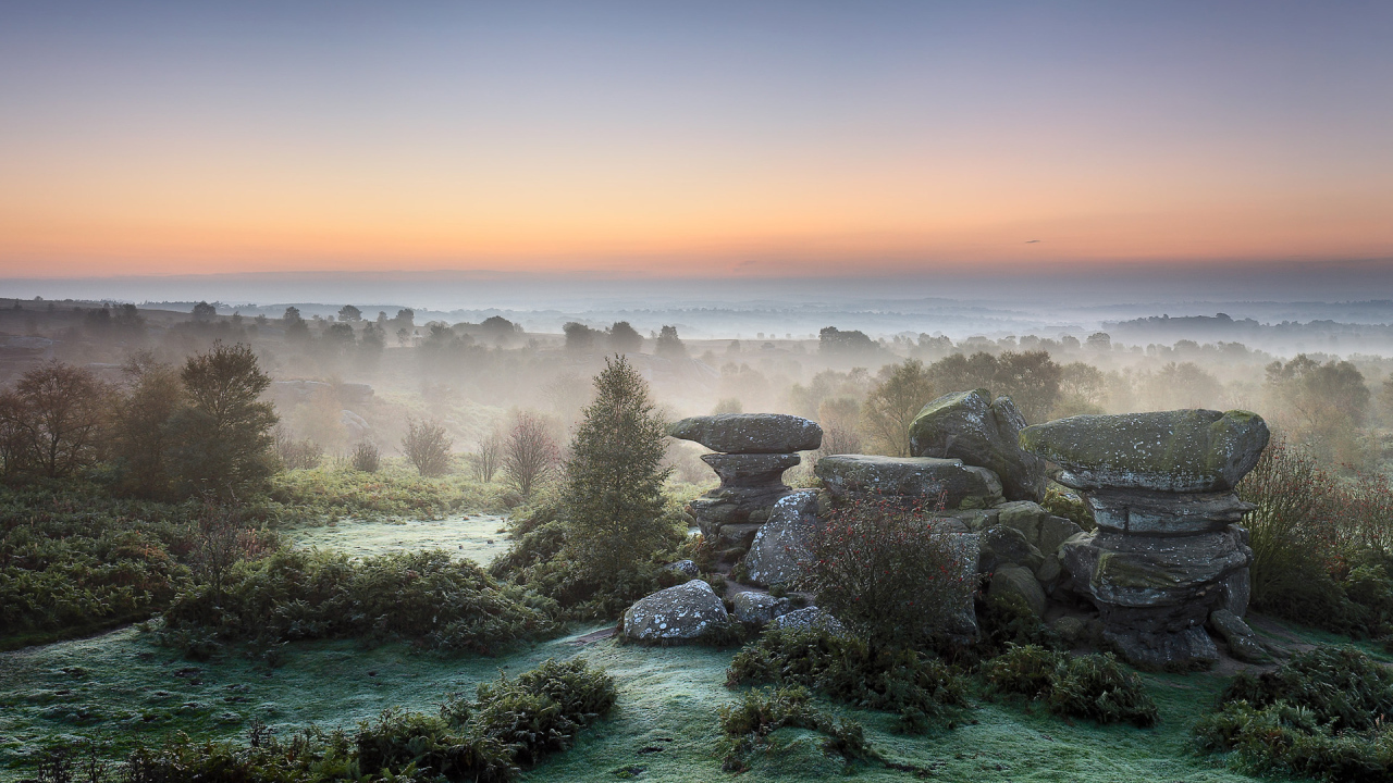 Холмы в тумане