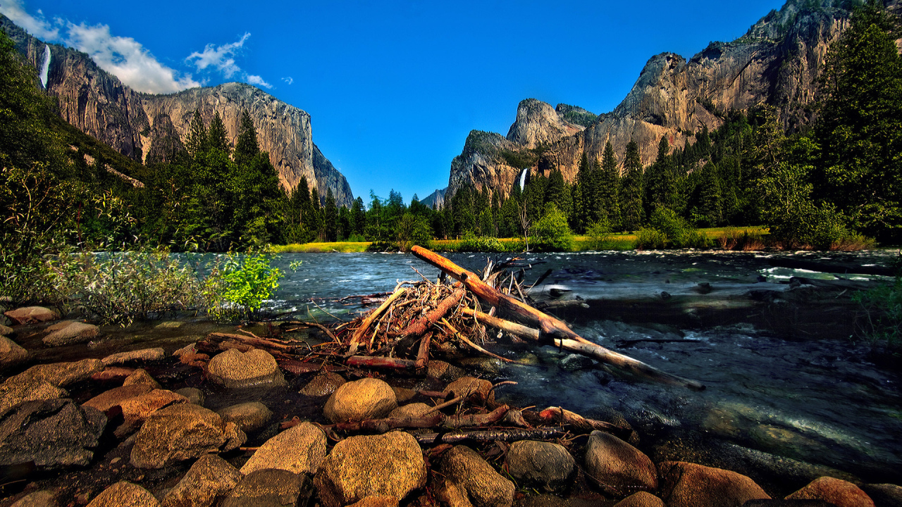 Горная река