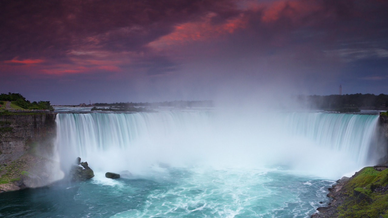 Порог на реке