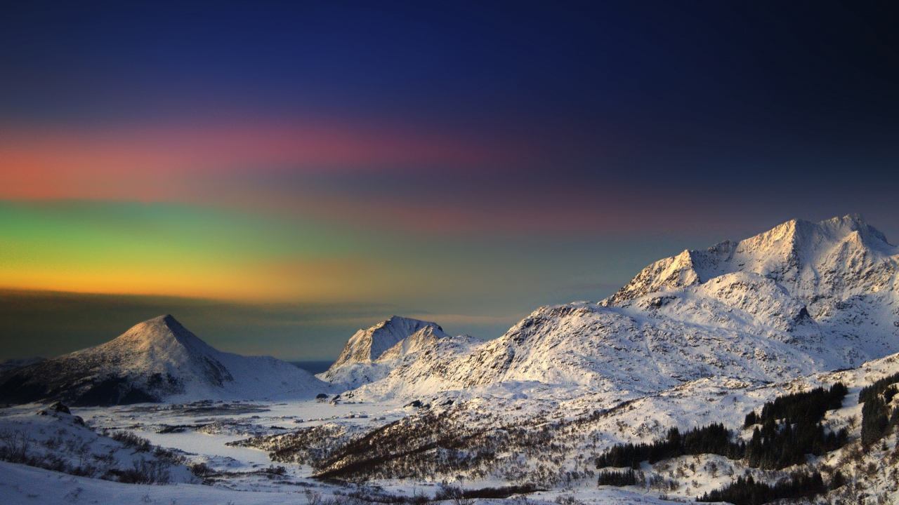 Зимнее утро в горах