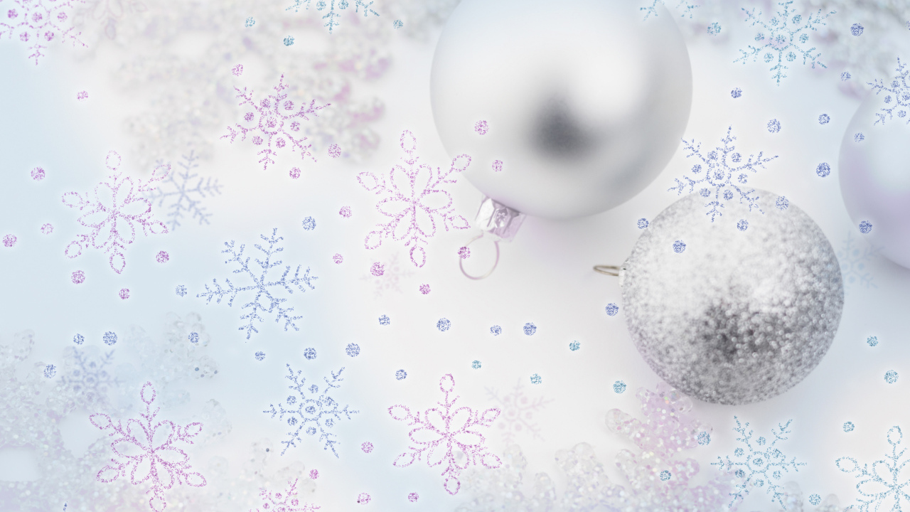 Серебряные шары