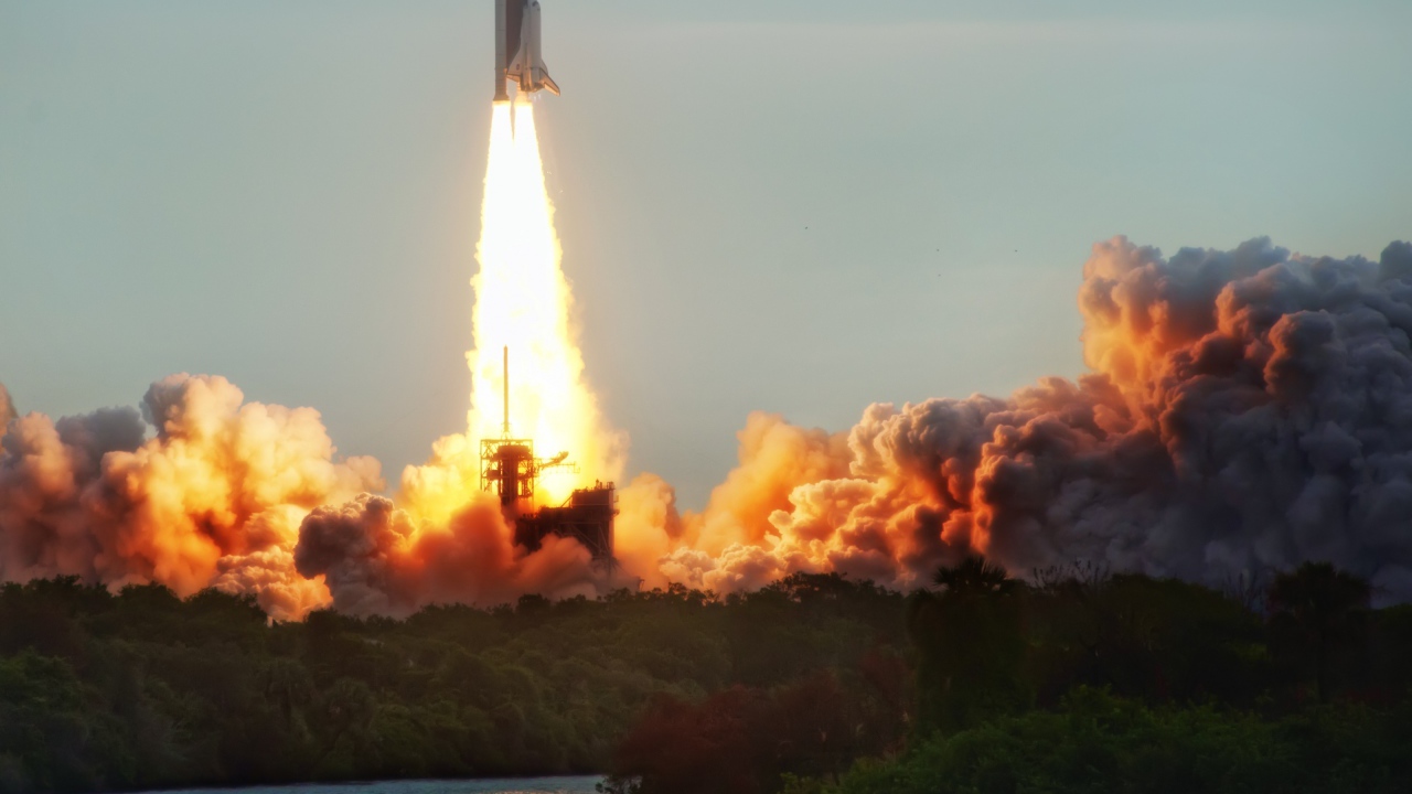 Взлет космического корабля