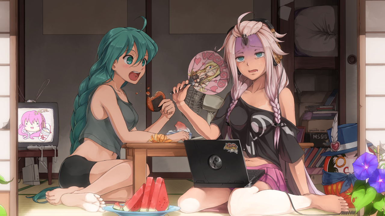 Аниме девочки с ноутбуком