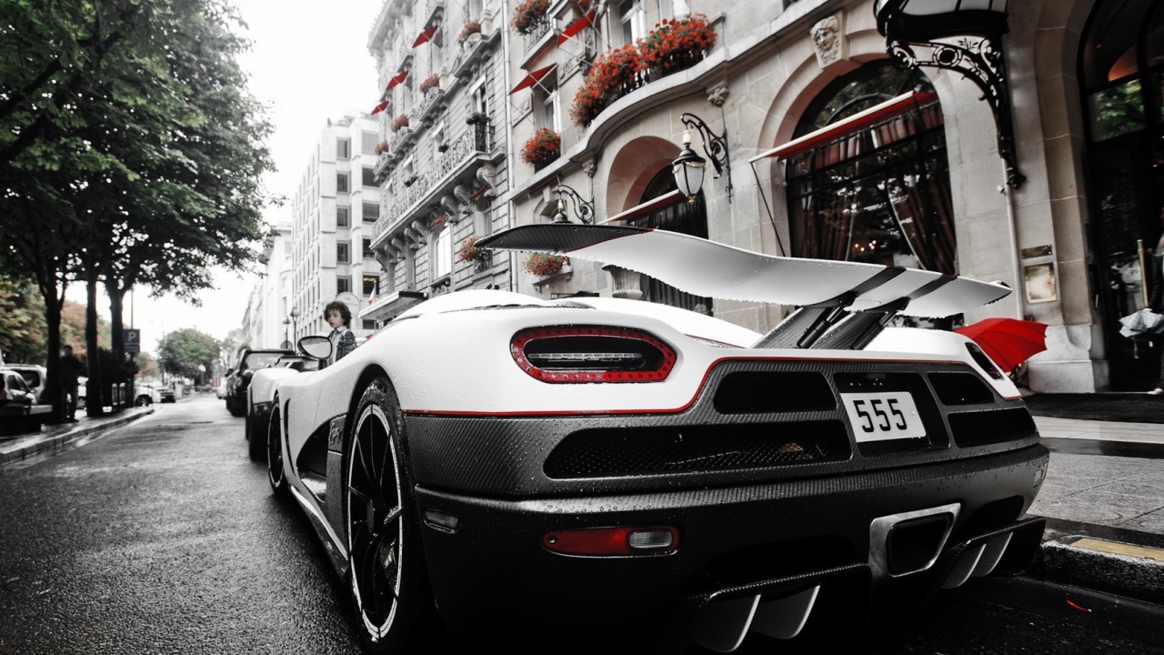 Автомобиль Agera R
