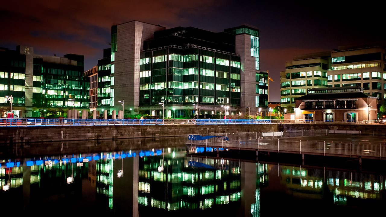 Пейзаж ночной город