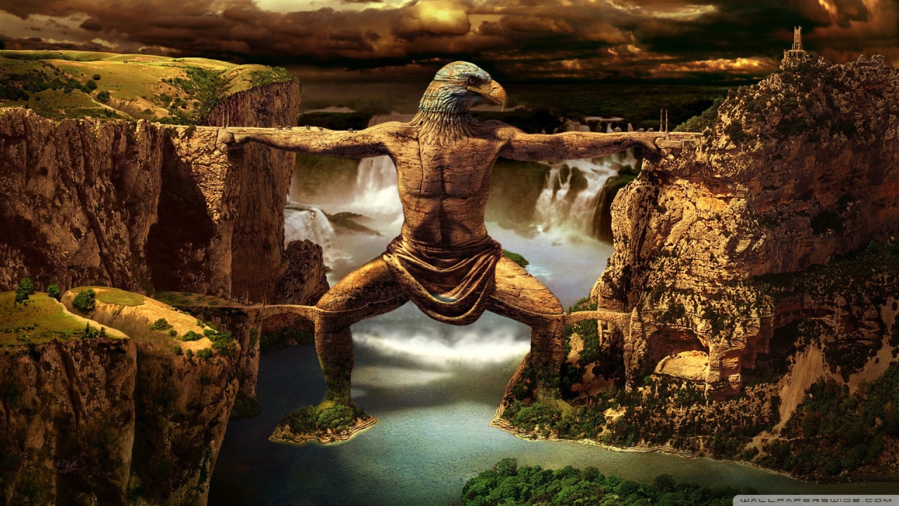 Мост в виде статуи