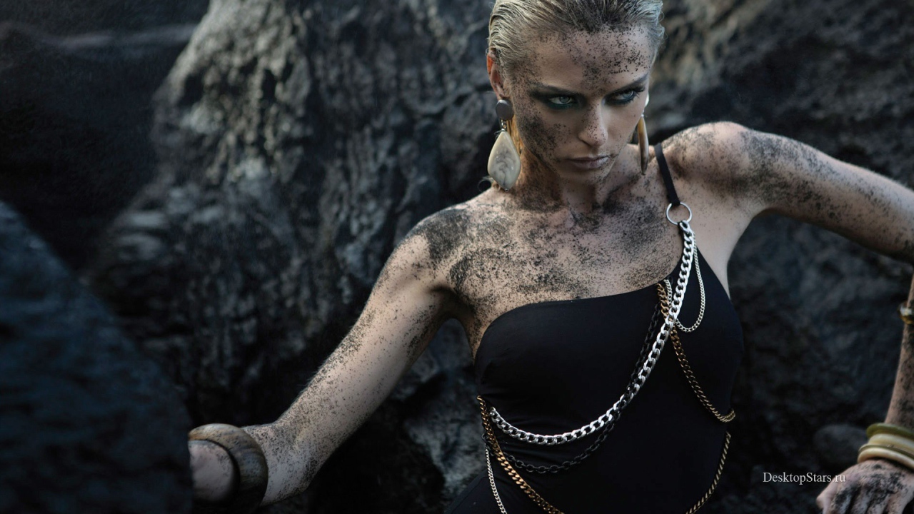 Модель Настя Кунская