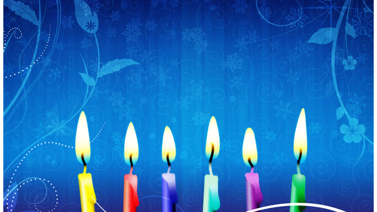 Свечи на день рождения, синий фон