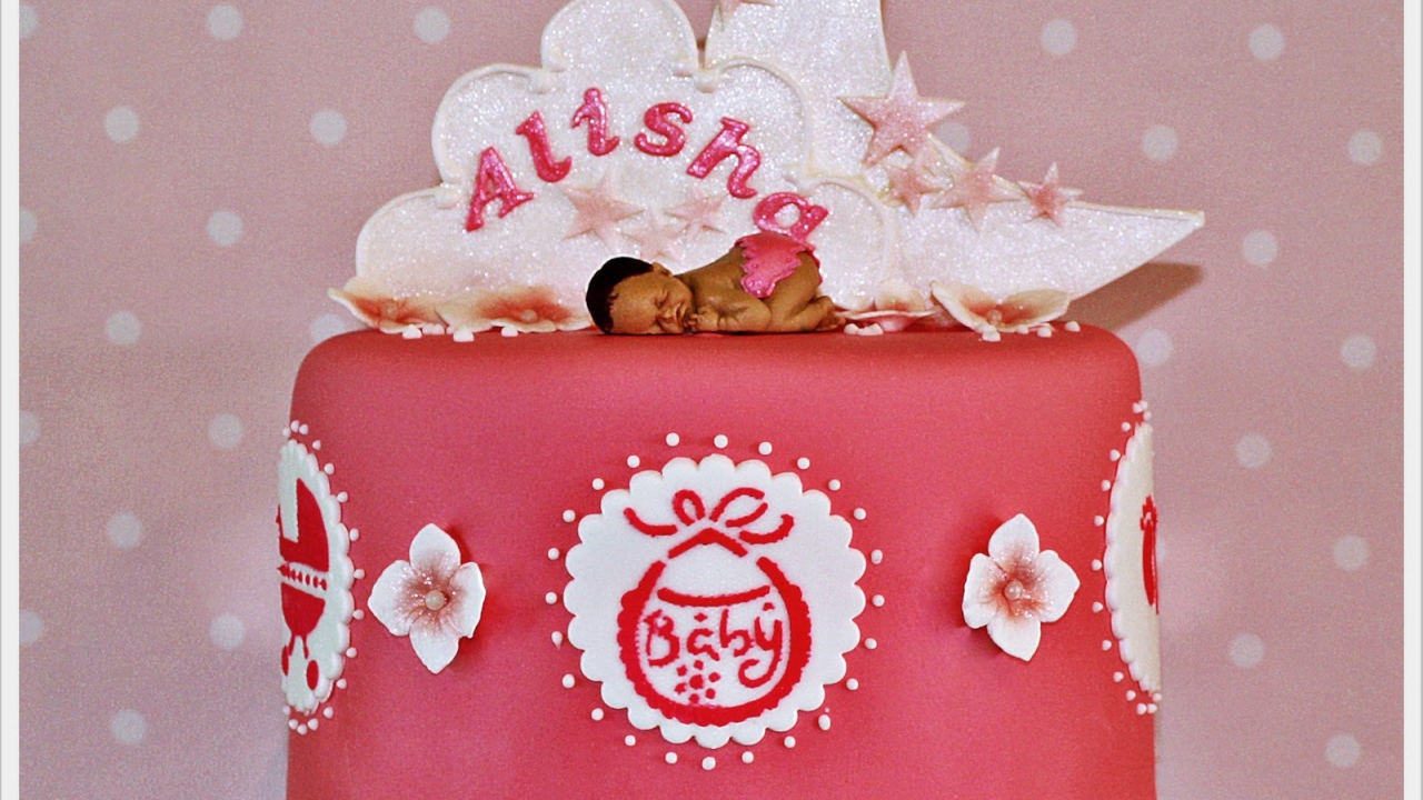 Розовый торт ко дню рождения