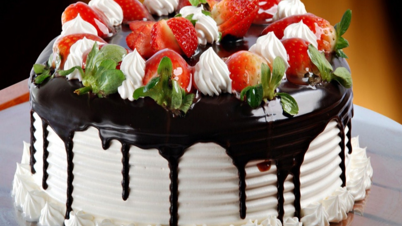 Вкусный торт с шоколадом