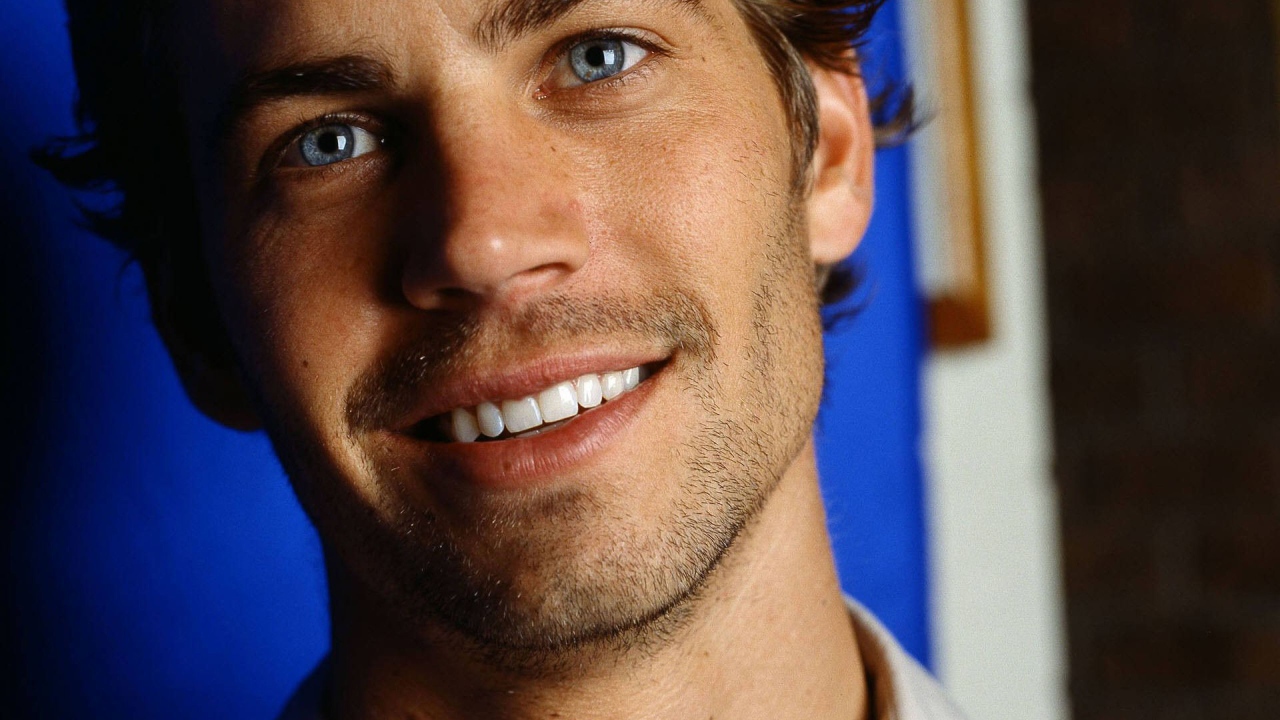 Знаменитость Пол Уокер