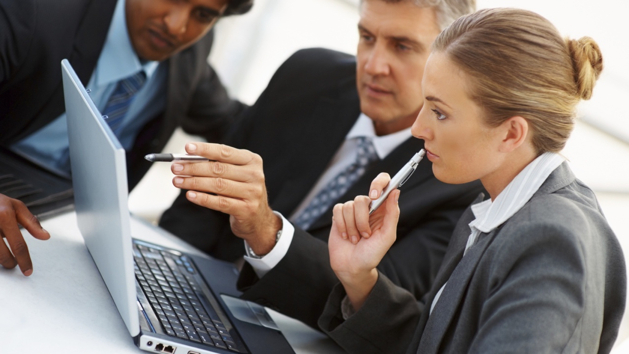 Деловые люди