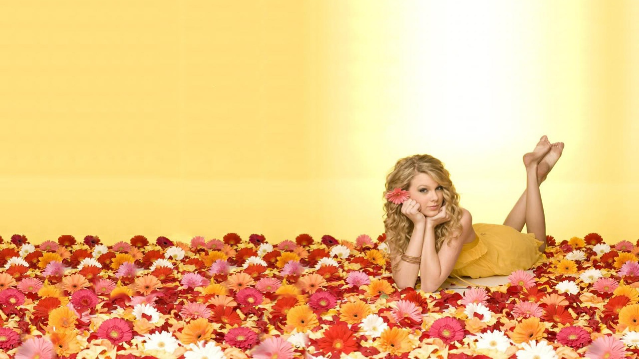 Taylor Swift в цветах
