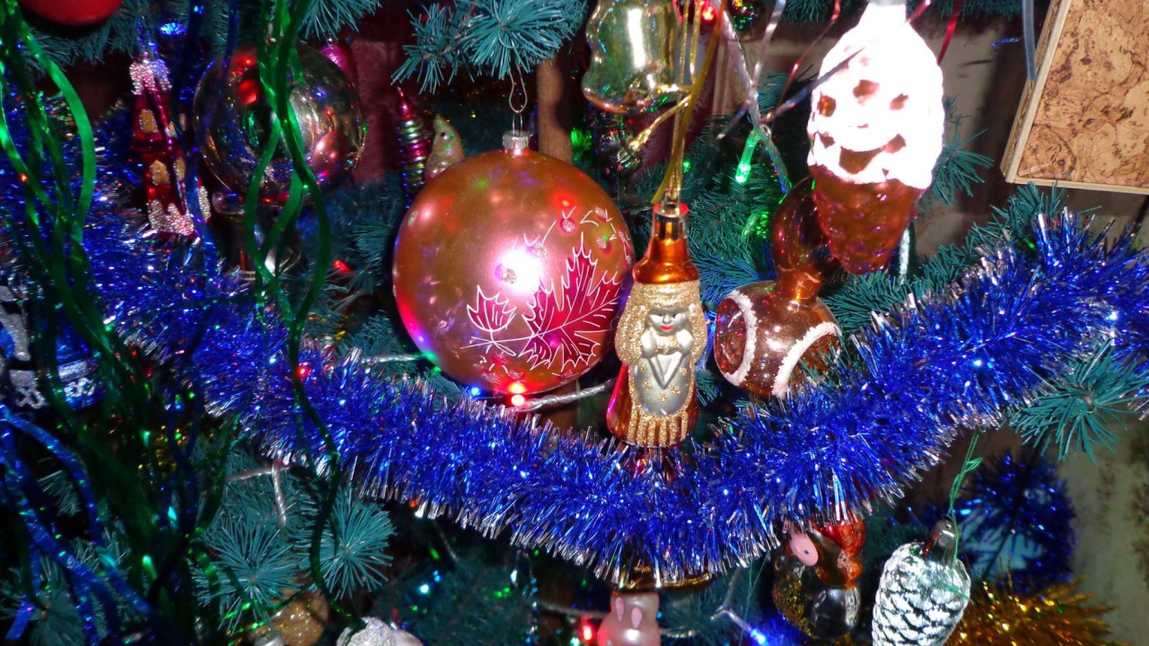 Cтарые елочные игрушки на прищепках