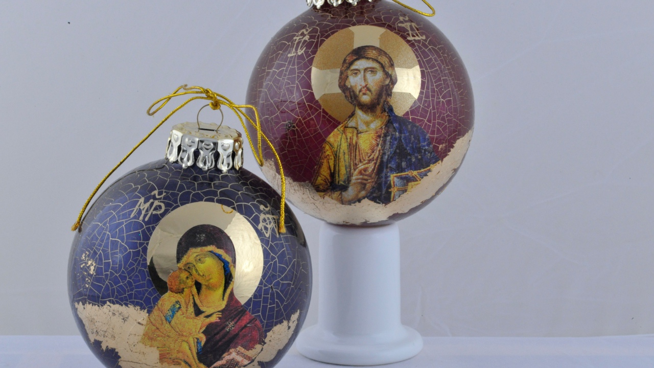 Pоспись елочных игрушек