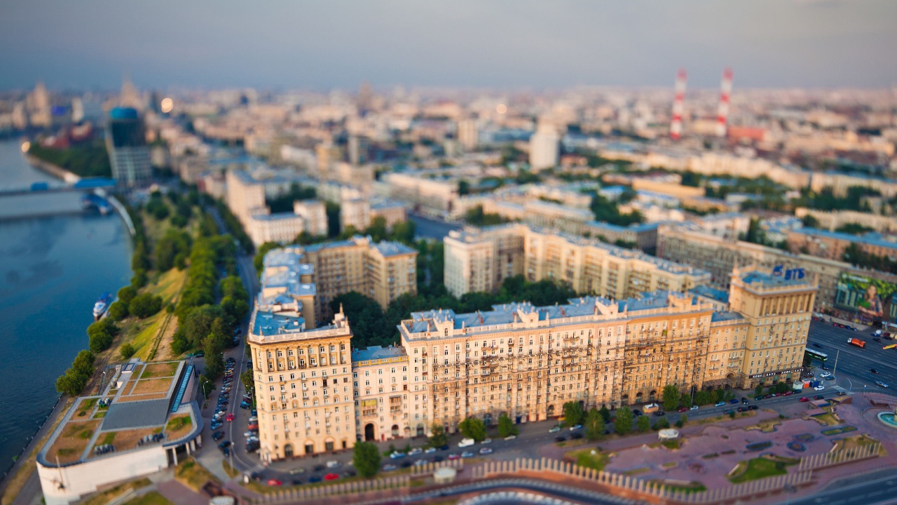 Здания в Москве
