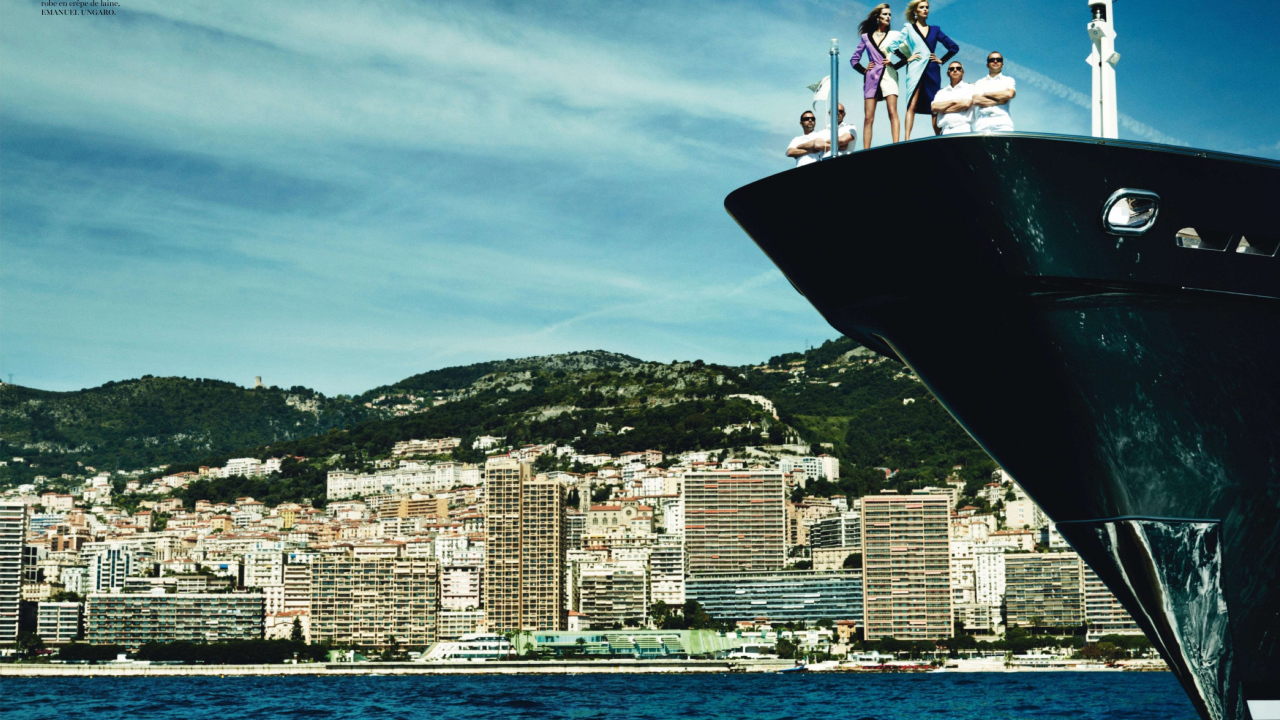 Фотография девушек на судне