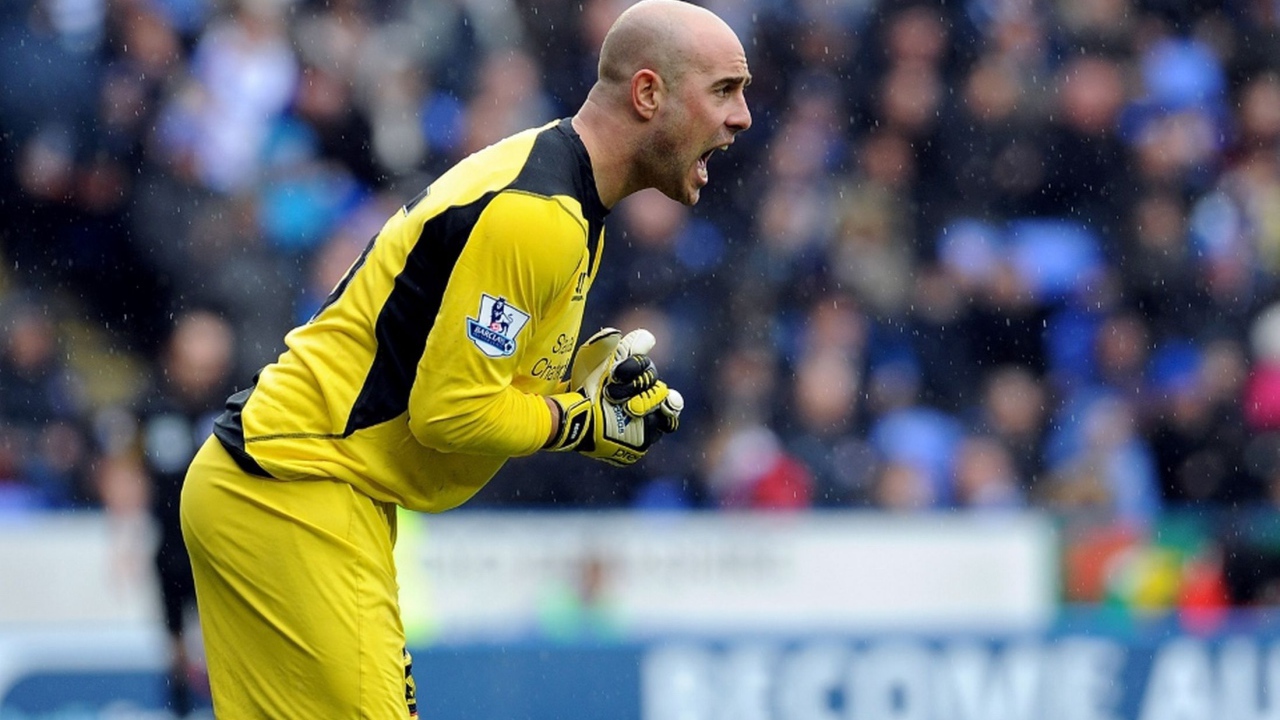 Лучший вратарь Наполи Пепе Рейна