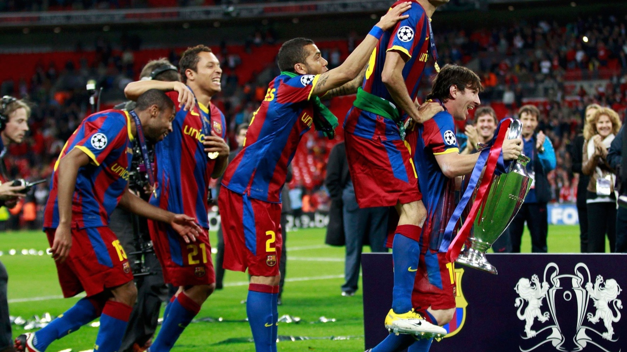 Полузащитник Барселоны Серхио Бускетс снова победител