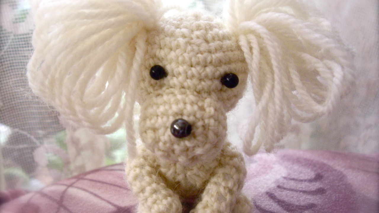 Вязаная игрушка пудель