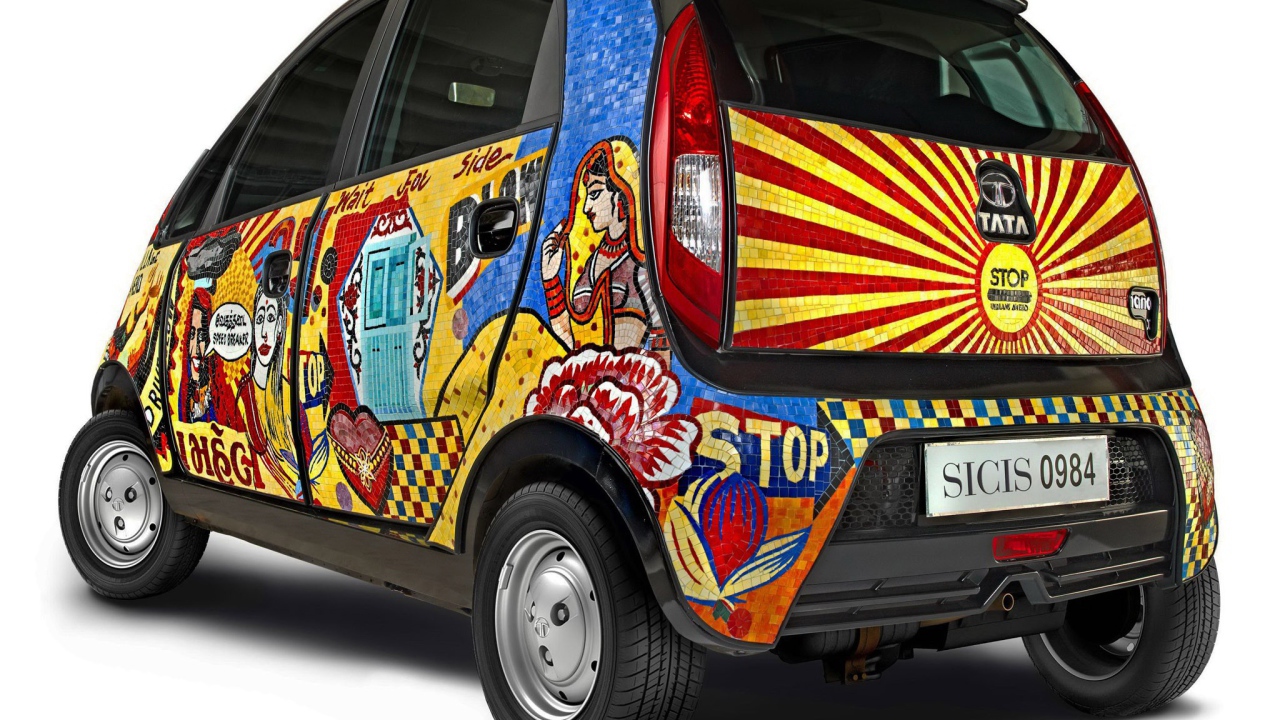 Автомобиль марки Tata Nano 2014