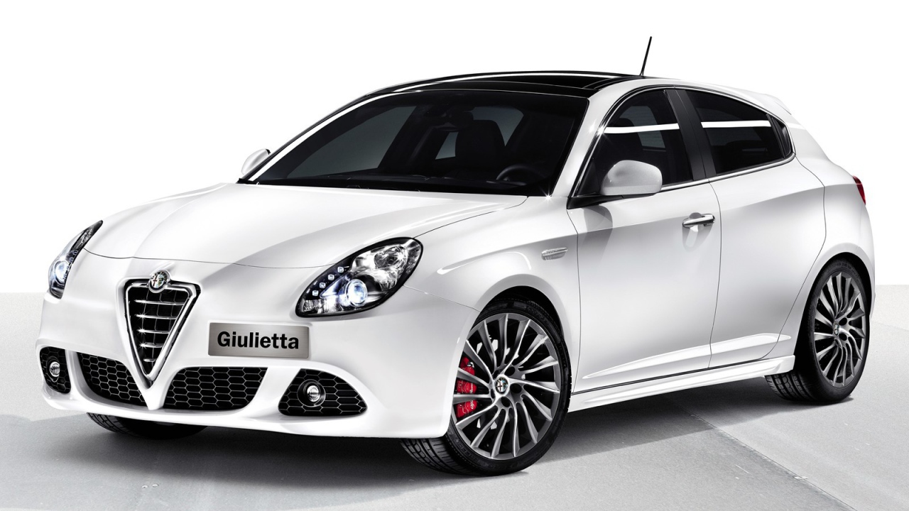 Новая машина Alfa Romeo giulia