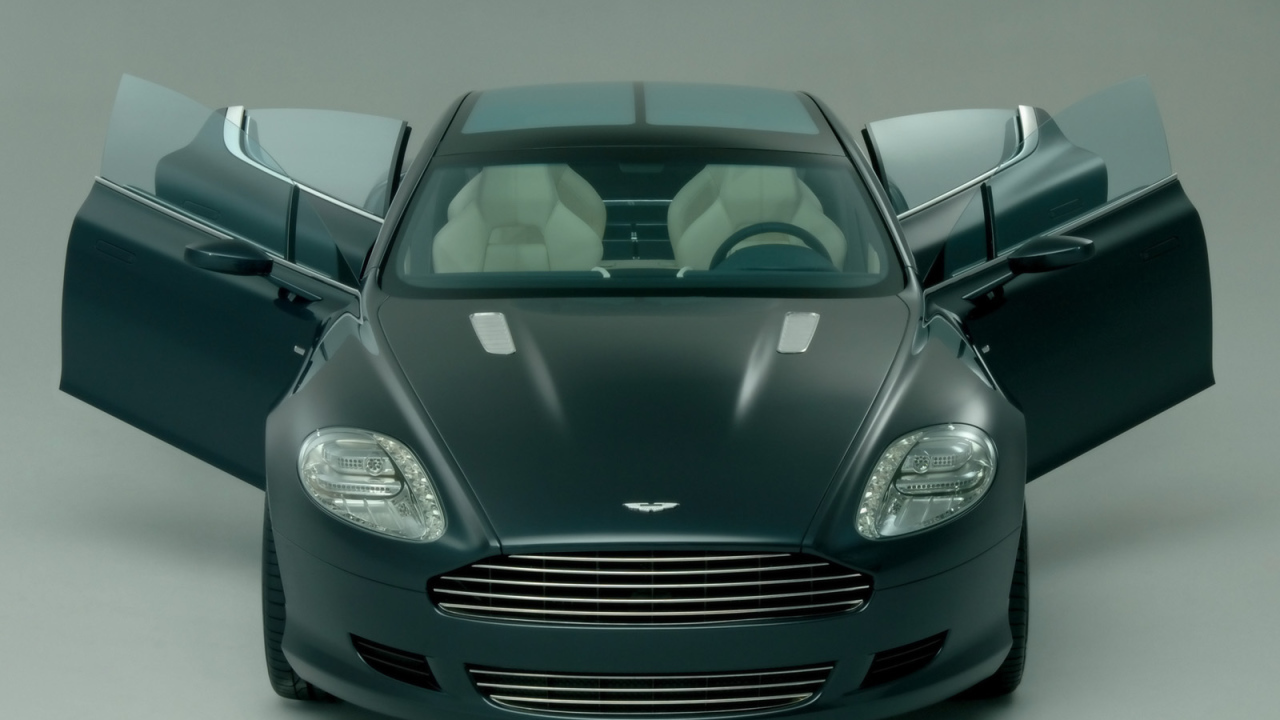 Новый автомобиль Aston Martin rapide