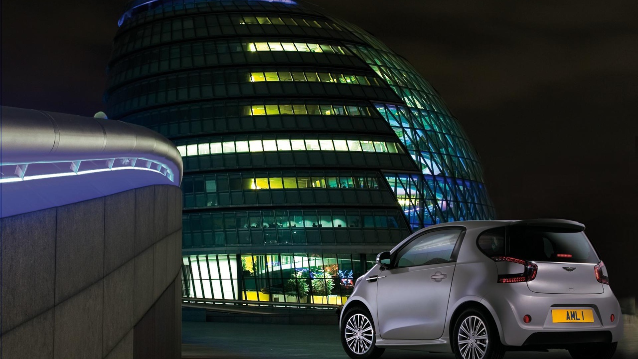 Фото автомобиля Aston Martin cygnet