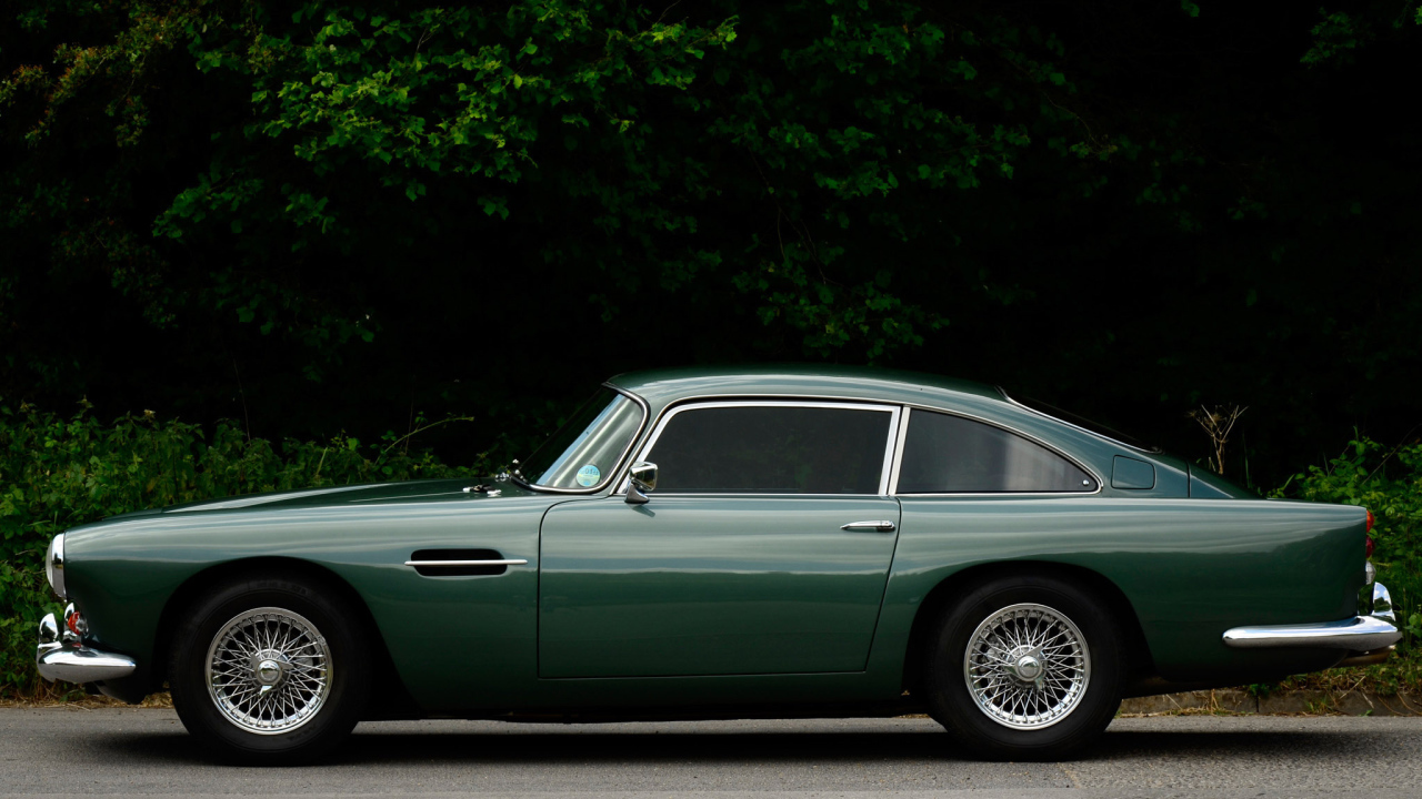 Тест драйв автомобиля Aston Martin db4