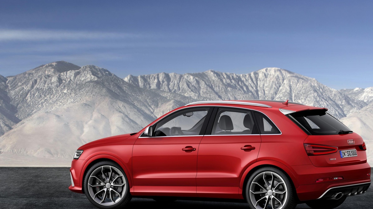 Новая машина Audi RS Q3 2014 года