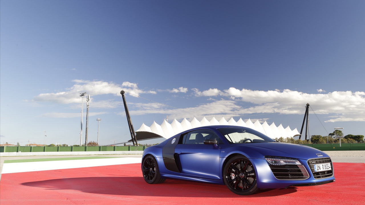 Фото автомобиля Audi 2014