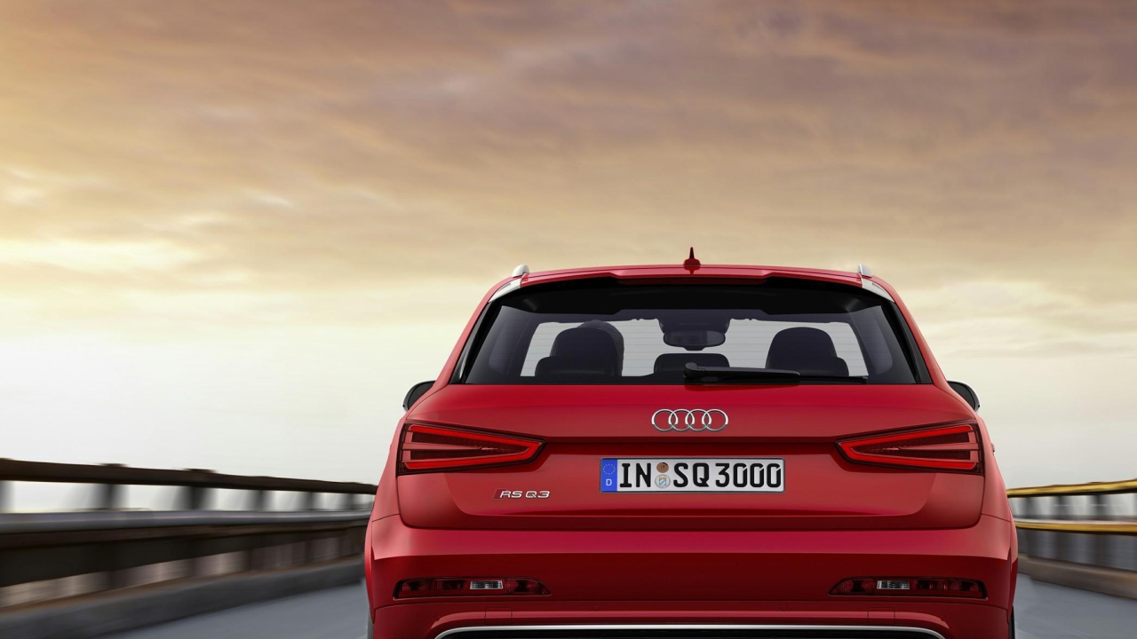 Надежная машина Audi RS Q3 2014 года